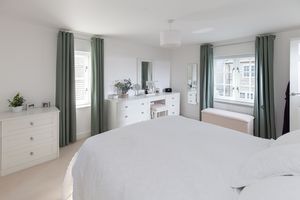 Bedroom- click for photo gallery